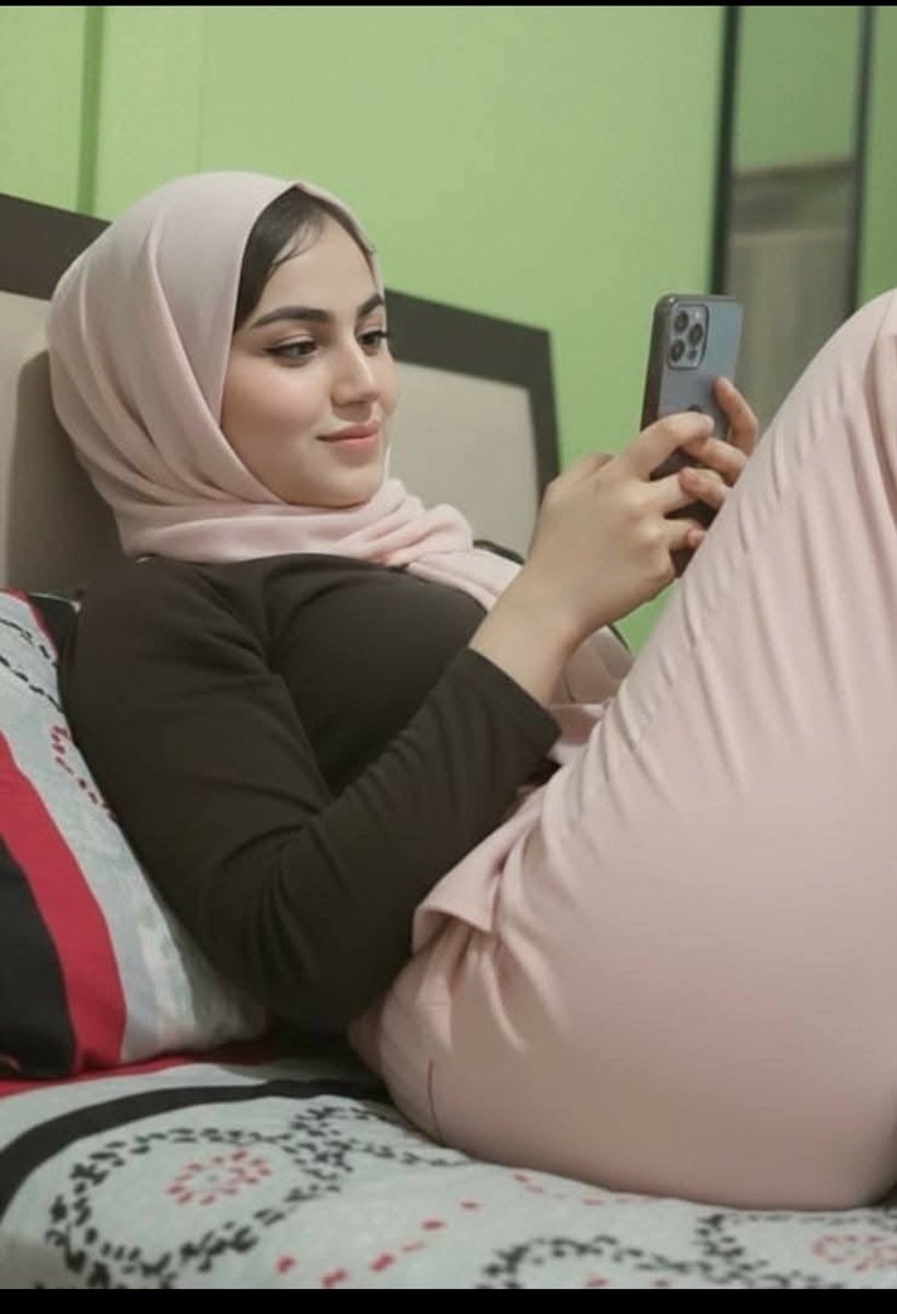 منال tweet media
