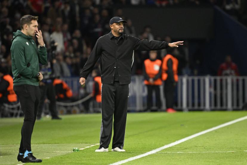 MediaBayernFR's tweet photo. Kompany:

"Le match retour sera aussi ouvert. 

Enrique ne changera pas son plan et moi non plus. J’espère juste un autre résultat." https://t.co/VVWkiY01wf
