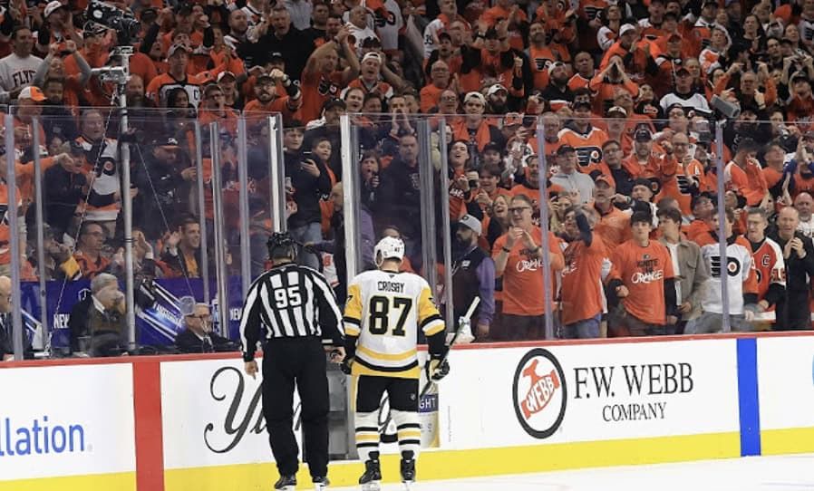 BrianKDodd's tweet image. 5 Leadership Secrets to Silencing Critics Without Saying a Word buff.ly/dASxfZW #TuesdayMotivation for #coaches #pastors #business #success from Pittsburgh @Penguins star Sidney Crosby
