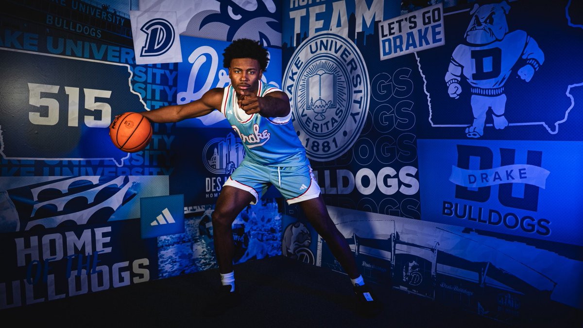 chosenjustin5's tweet photo. Committed to Drake University💙🤍 #agtg #committed https://t.co/3UK7UVePMx