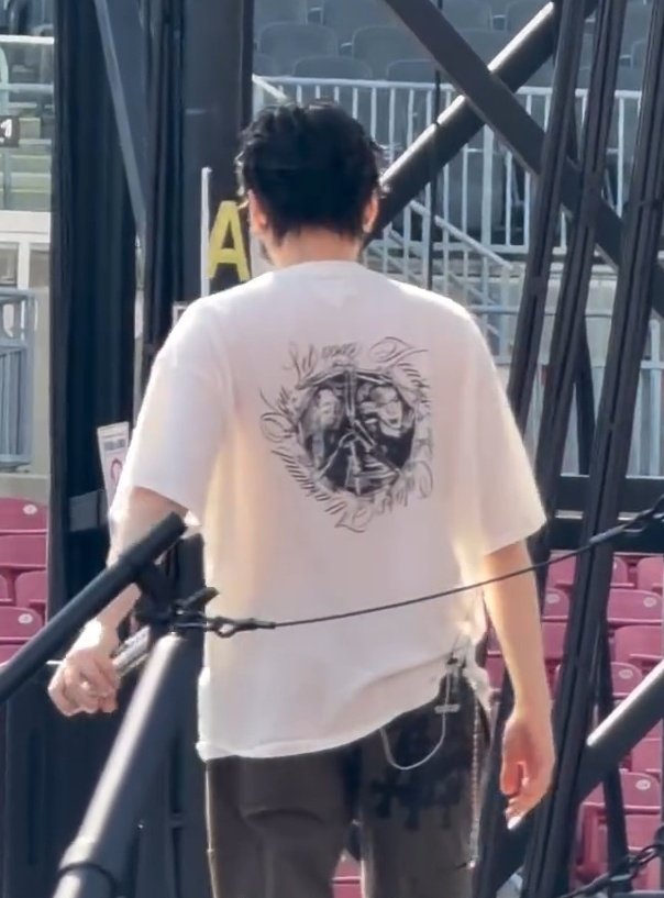 "And the Darkness that You fear will Disappear"
"Let your Heart see the Colors All around You"