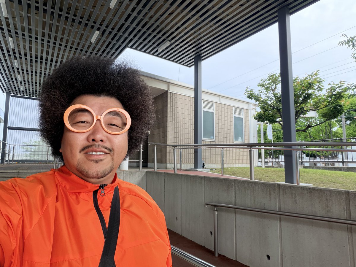 eradio_official's tweet image. おはようございます
体重100kgバツイチ子持ちMC MORIYAです

さて、本日の駅前リポートはどこからでしょうか？
　
駅前リポート13周目/103駅目🚃

#eradio #fm滋賀 #style #mcmoriya #駅前リポート