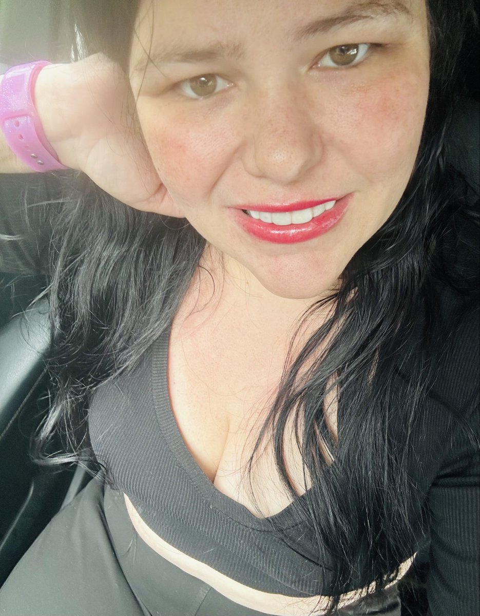 Tabitha Connnolly tweet media