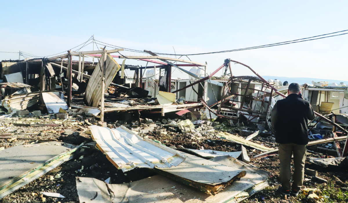 arabnews's tweet image. #SPOTLIGHT: New PM-designate Ali Al-Zaidi takes office as #Iraq struggles to restrain pro-#Iran militias, balance demands of Washington &amp;amp; Tehran arab.news/z46eu