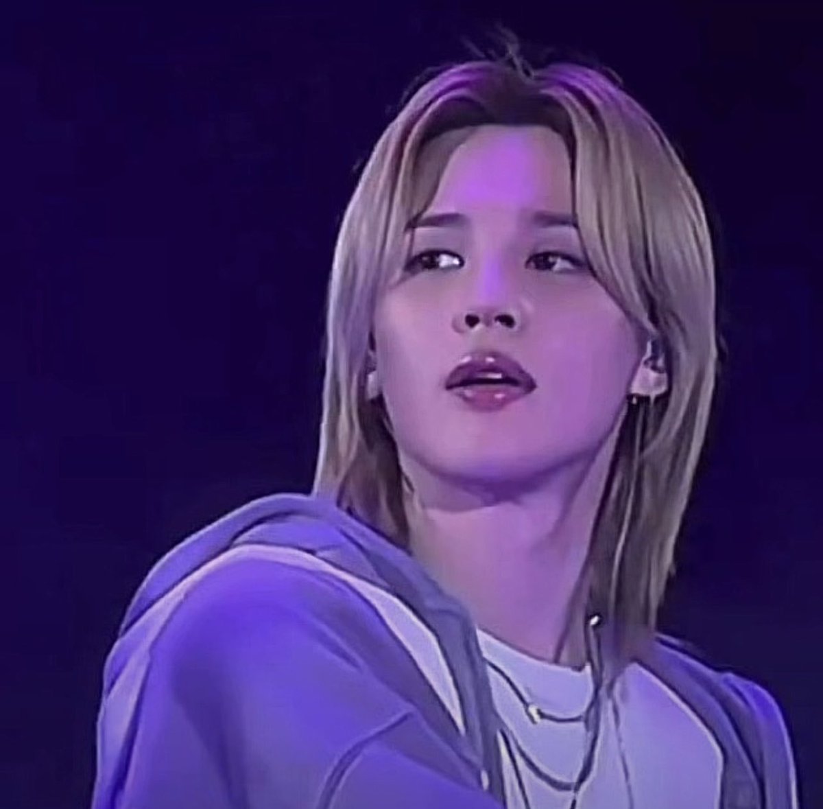 seainterlude's tweet photo. this picture of jimin https://t.co/xOxsrORYDR