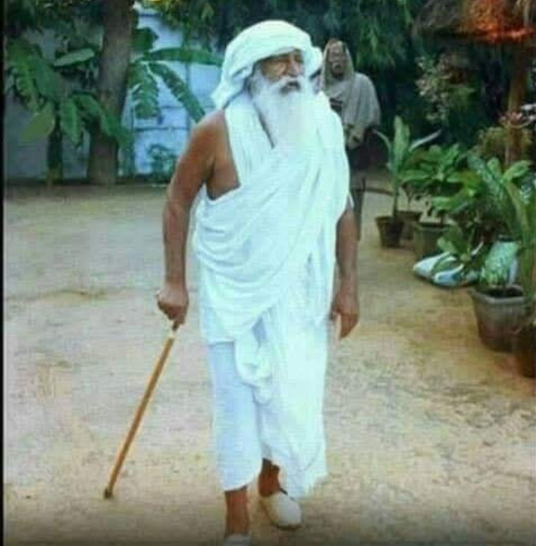 जयगुरुदेव 🙏
पुज्य महाराज जी ने कहा ..अपने स्वास्थ को सही रखना सबसे बड़ी परमार्थी सेवा है 
स्वामीजी ने कहा ..अपने शरीर को स्वस्थ नहीं रखोगे तो भजन कैसे करोगे क्योंकि इसी में सुरत बैठी है....
Jai Guru Dev
वार्षिक भंडारा कार्यक्रम 13, 14 और 15 मई 2026
#जीवन_रक्षक_भंडारा_उज्जैन