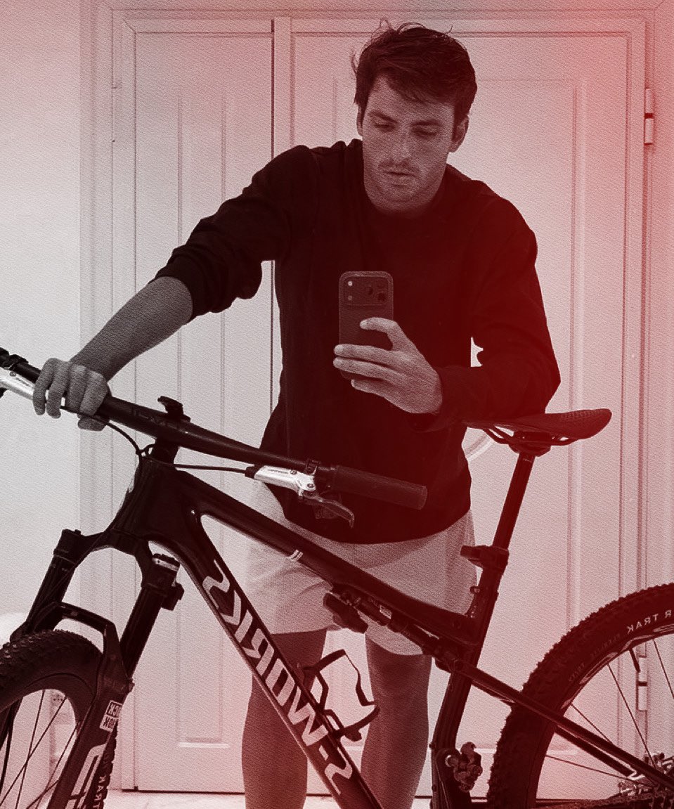 𝐒𝐀𝐈𝐍𝐙. tweet media