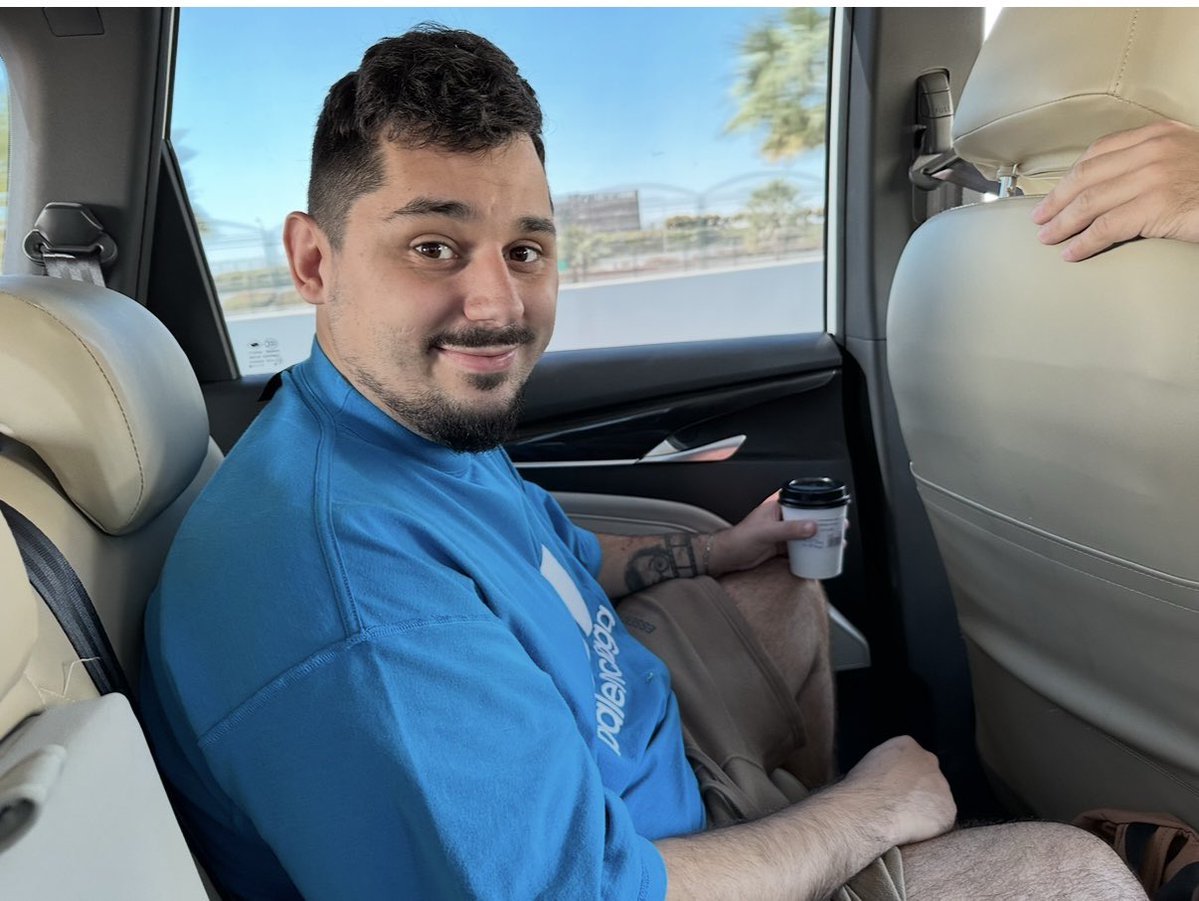Con su CORTE MODO SCALONETA, El Streamer ya está ready para el mundial!