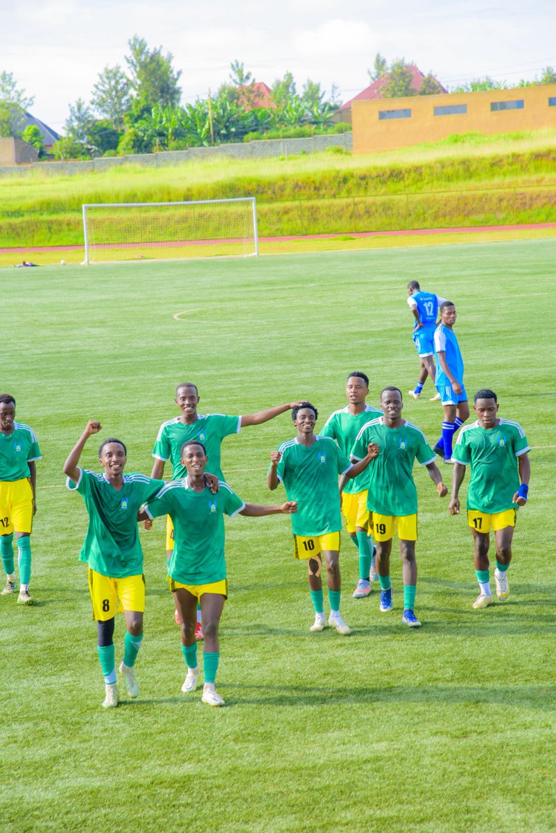 DavidMugabo11's tweet photo. What a season for the @VarsityLeagueRw 2026! ๐ฅ The energy, the passion, the unity this is what university sports is all about!
As @eaur_rw keeps pushing forward and raising the bar, this weekend we head to UNILAK Nyanza with one mission: WIN. #RwandaVarsityLeague #EAUR https://t.co/ZXhrG638Hx