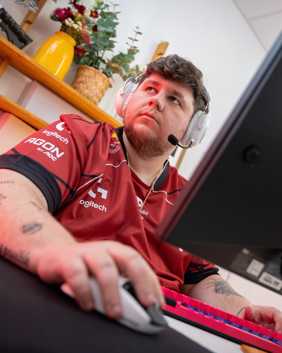 Logitech G esports tweet media