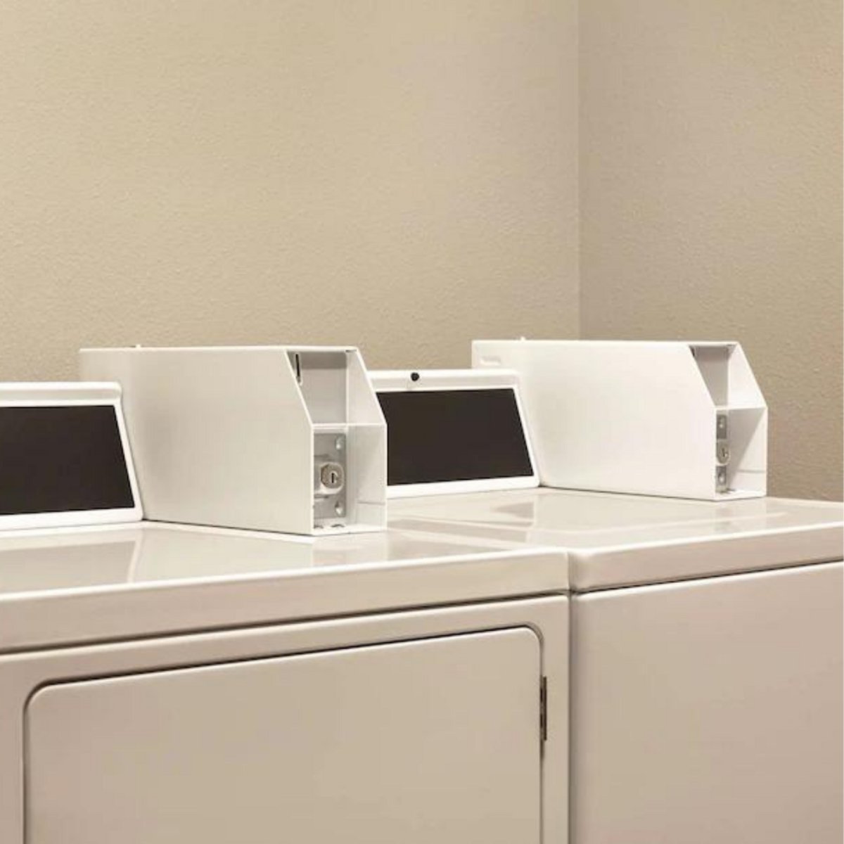 CISBillingsMT's tweet image. Keep things #fresh during your stay with our on-site laundry 🧺✨ Convenient and easy to use, it’s perfect for longer visits or quick refreshes. Book a stay with us and enjoy the added convenience! bit.ly/489fZ5l