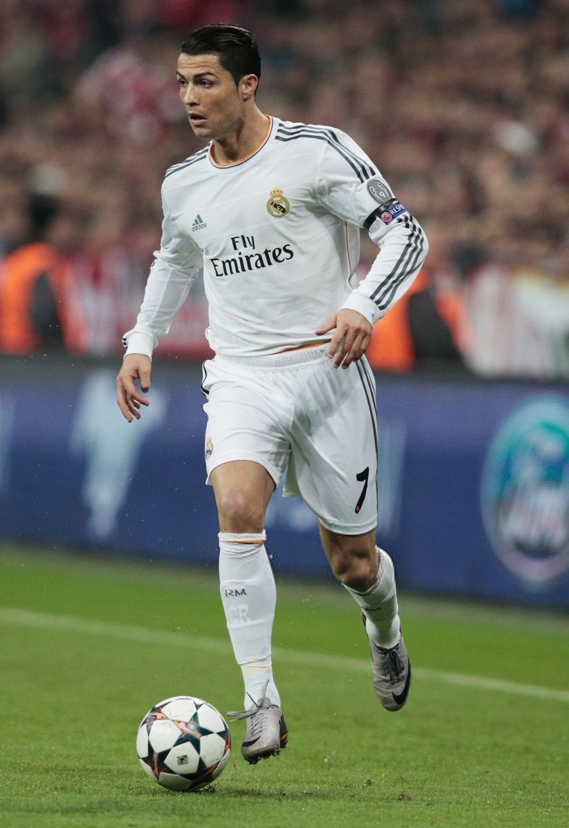 CR7HQ_'s tweet image. FC Bayern Muenchen v Real Madrid - UEFA Champions League Semi Final
at n April 29, 2014 
#CristianoRonaldo #RealMadrid