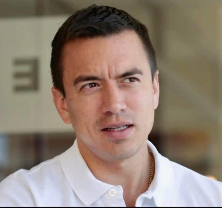 PedritoExtranja's tweet photo. Todos criticamos a Daniel Noboa pero nadie le agradece que hoy estamos mejor que la semana que viene…y así. https://t.co/77ii64aaiR
