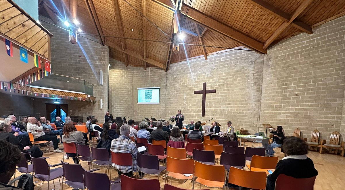 AldeburghFearon's tweet image. East #Greenwich hustings, organised by East Greenwich Residents Association, ahead of May 7 elections drew 8 of the 15 candidates. A lively discussion on cleaner streets, LTNs, housing, green spaces, security. Thanks to @ChristChurchEG &amp;amp; vicar John Pout vimeo.com/1187435108