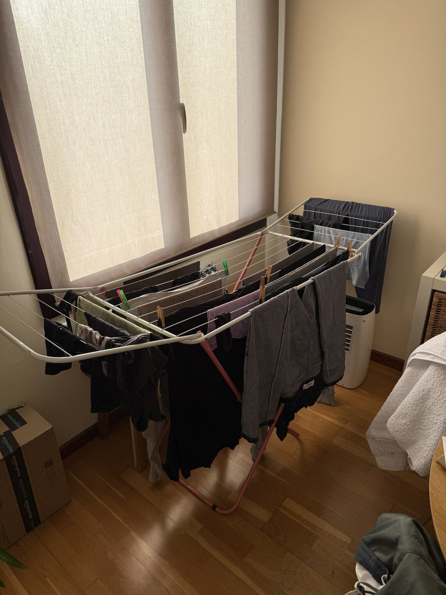 Jesse Solar Opposite tweet media