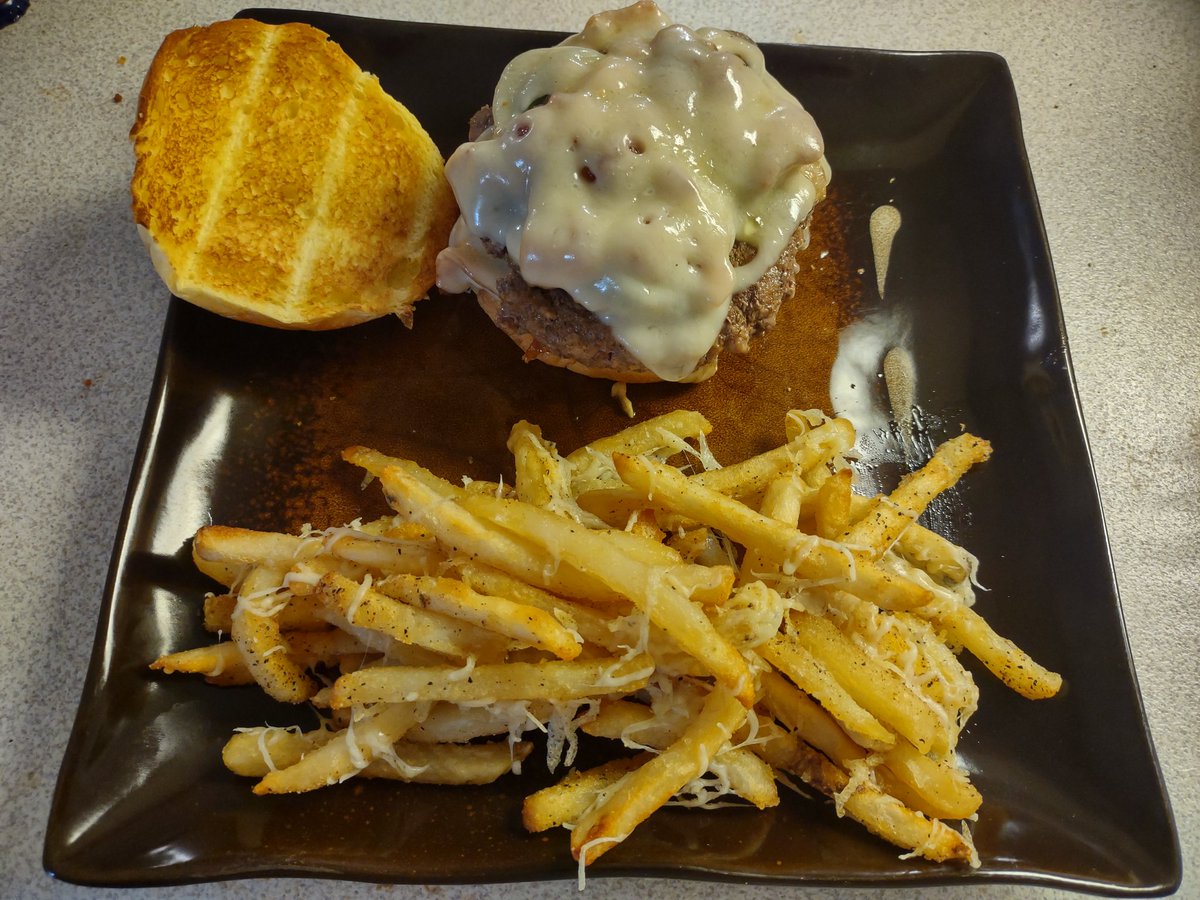 Gingerbread Florida Man tweet media