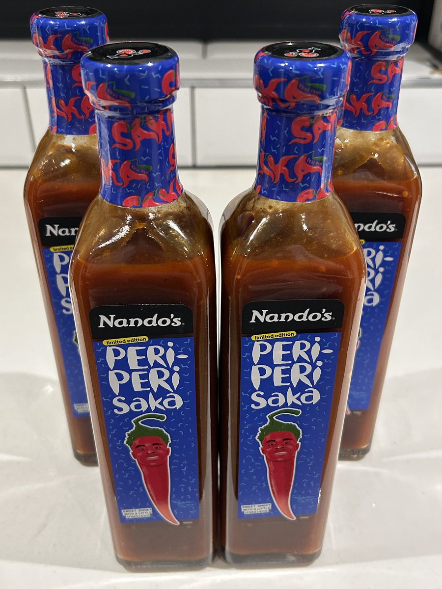 numario_x's tweet photo. Nando’sのPeri-Peri Saka、購入しました‼️500mlで£3.50です。

横着してAsdaのオンラインショップで購入。ついでなので4個も買いました笑

いつまで販売してるか分からないので、興味ある方は是非お買い求めください✨

#Arsenal #アーセナル https://t.co/tGr995YfeA