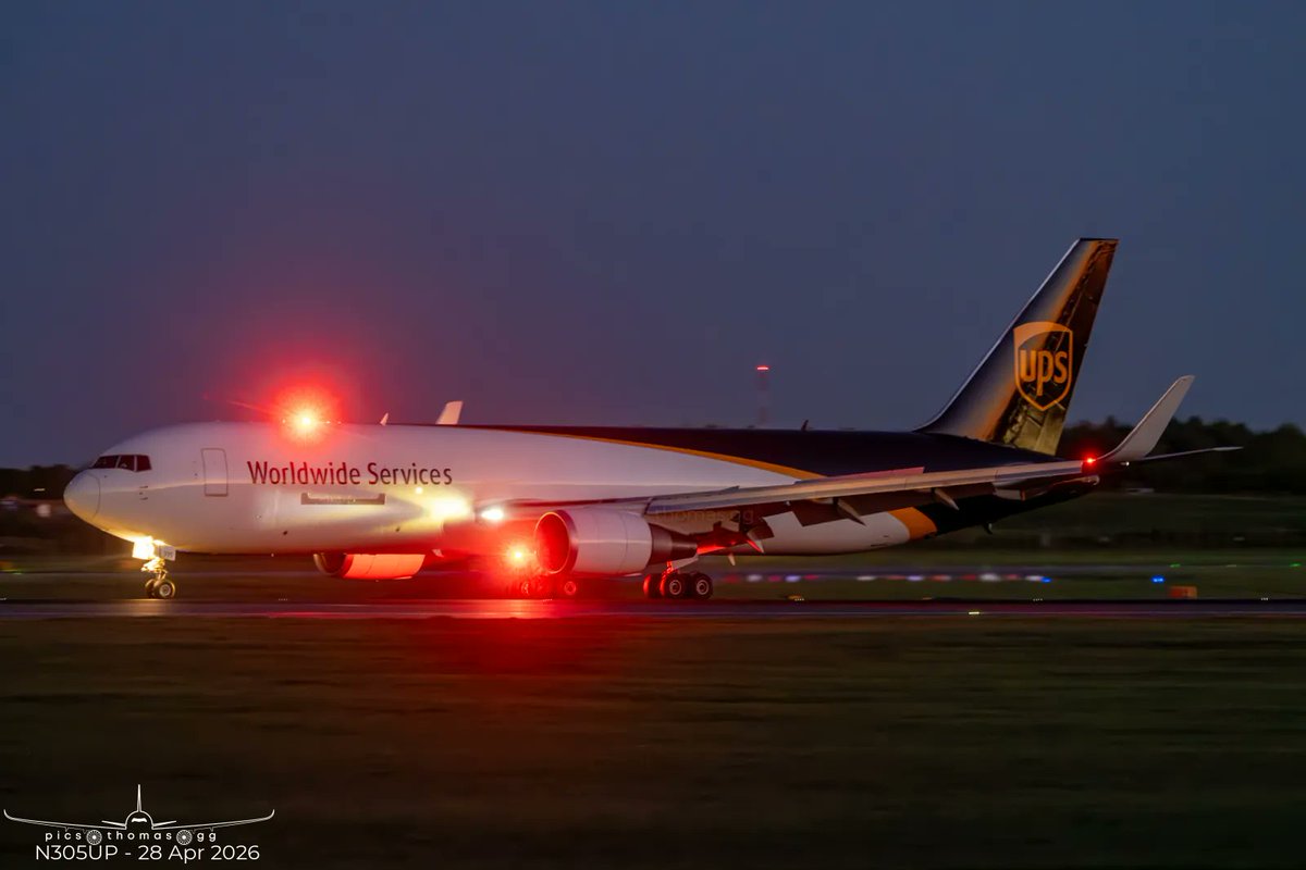 picsthomasgg's tweet image. One @UPSAirlines in and another out at London @STN_Airport this evening

📸 #B767 N305UP 5X6207 SDF-STN &amp;amp; N326UP 5X238 STN-SDF
