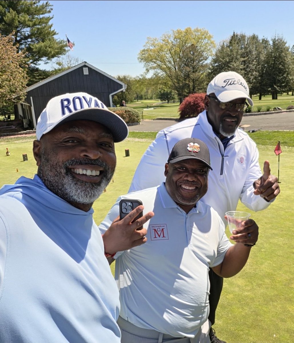 MarkMcMillian29's tweet image. From different colleges to joining the Eagles as teammates we are forever linked as brothers for life. Byron Evans Fred Barnett and myself. #Family #FlyEaglesFly