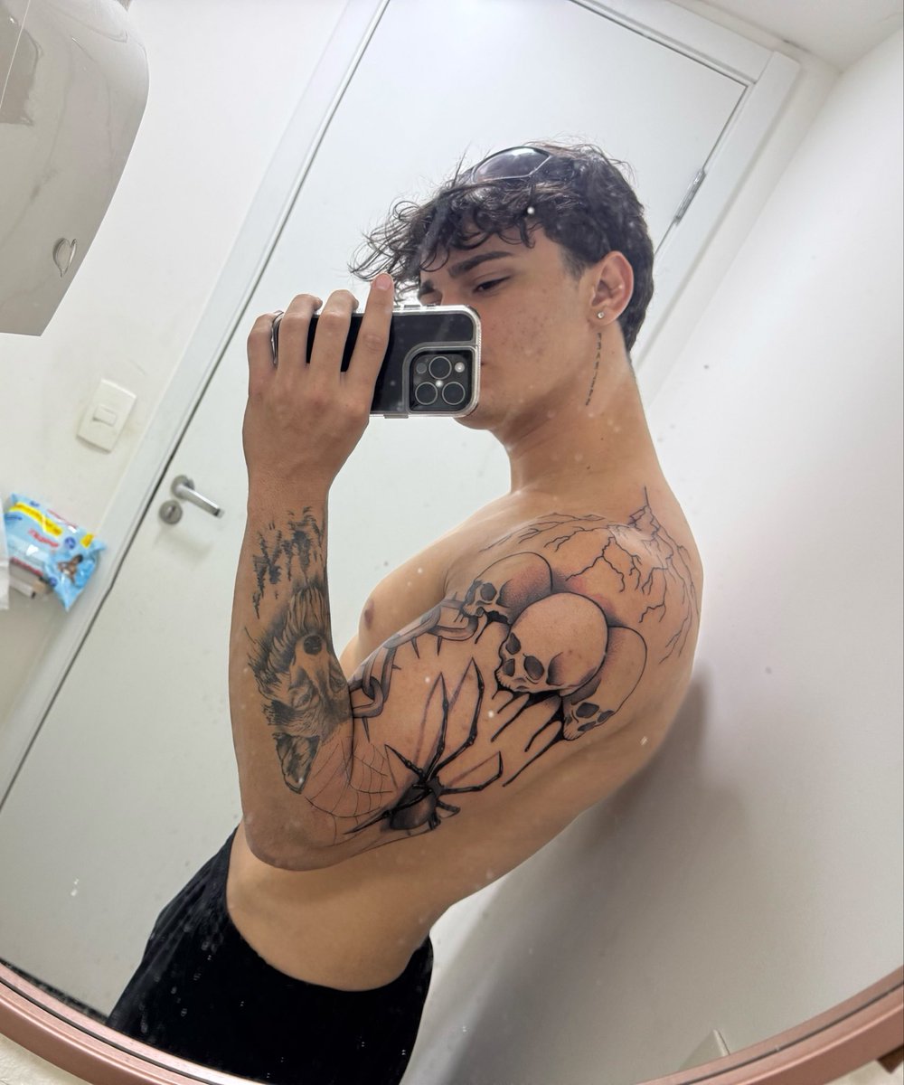 agora posso dizer que eu sou tatuado