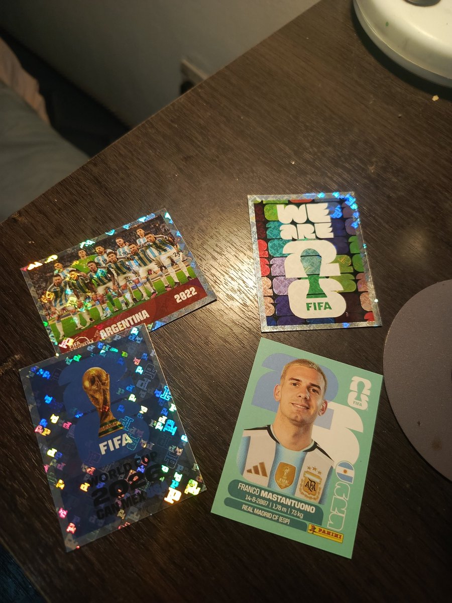Que felicidad del carajo, 30 añubis el tipo y uno todavía se emociona por estas cositas.