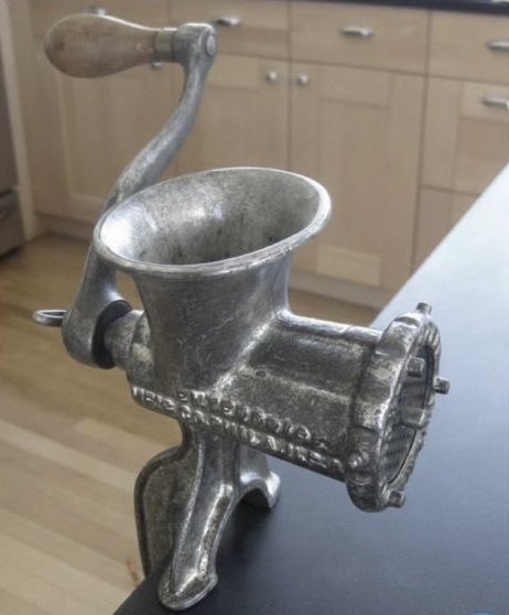 laurabeth57's tweet photo. Does anyone know what this is actually used for?🤔
Comment below 👇 and follow me anyone who get this correctly might be the lucky winner 🏆 to win the prize.🤑💰😇 https://t.co/cwkBvrO1Hk