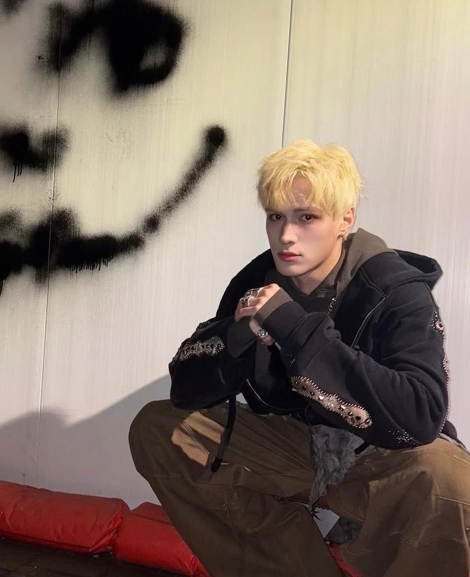 H 𓍯𓂃 𝟣’𝑜𝓃𝓁𝓎 ᰔ tweet media
