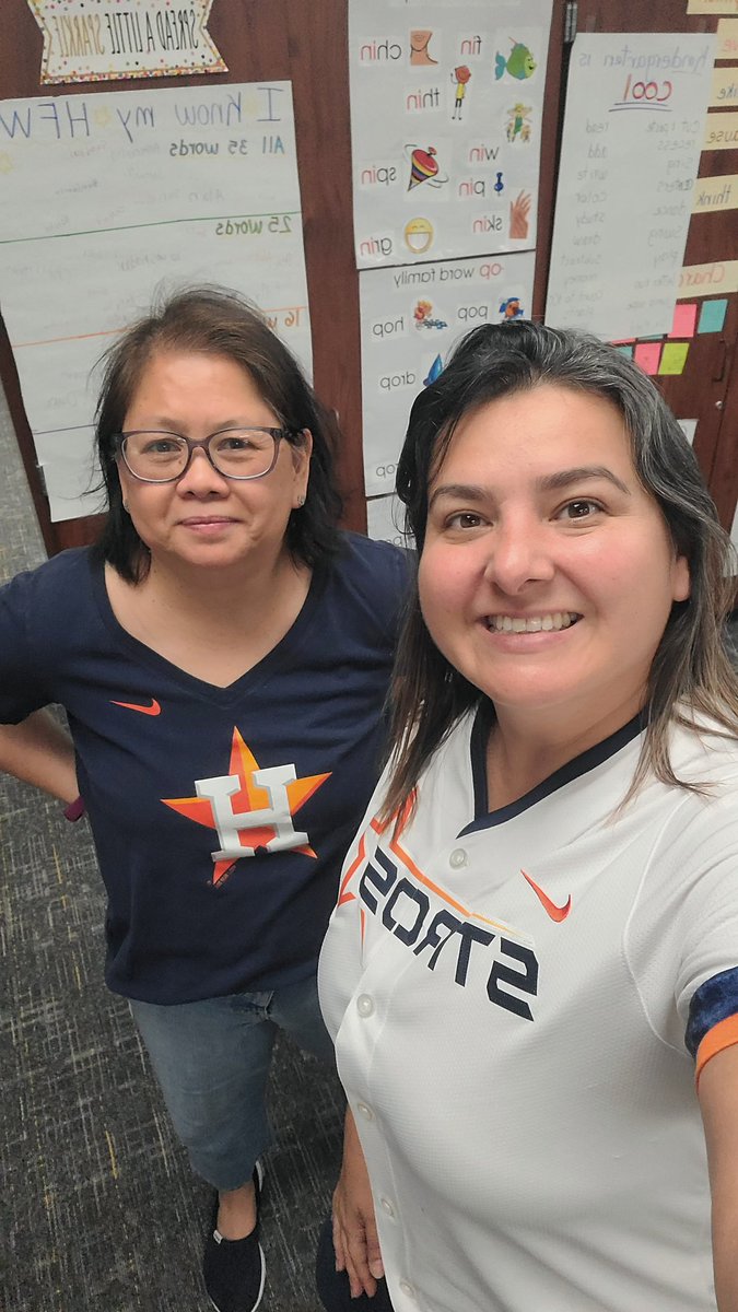 Ms_VillamizarBL's tweet photo. E for Exercise Day! We were energized all day 🤸‍♀️🤸‍♂️ #dannygo #exercise #ABCCountdown #kindergarten #bilingual #MRobPRIDE @CyFairISD @MRobinsonElem https://t.co/qi7nnIFs93
