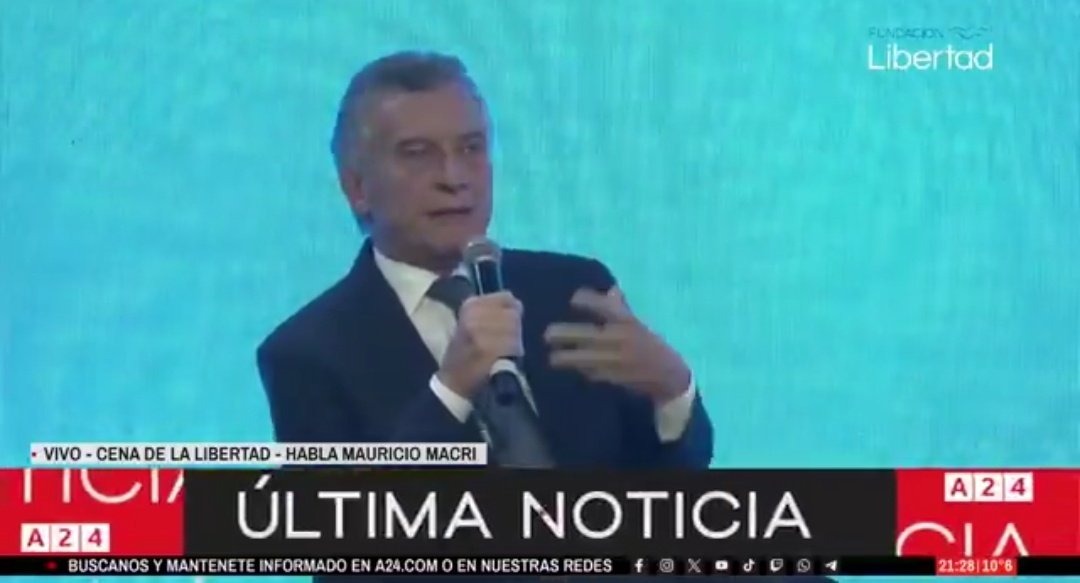 ♥︎DEBORAH KAHAN♥︎ tweet media