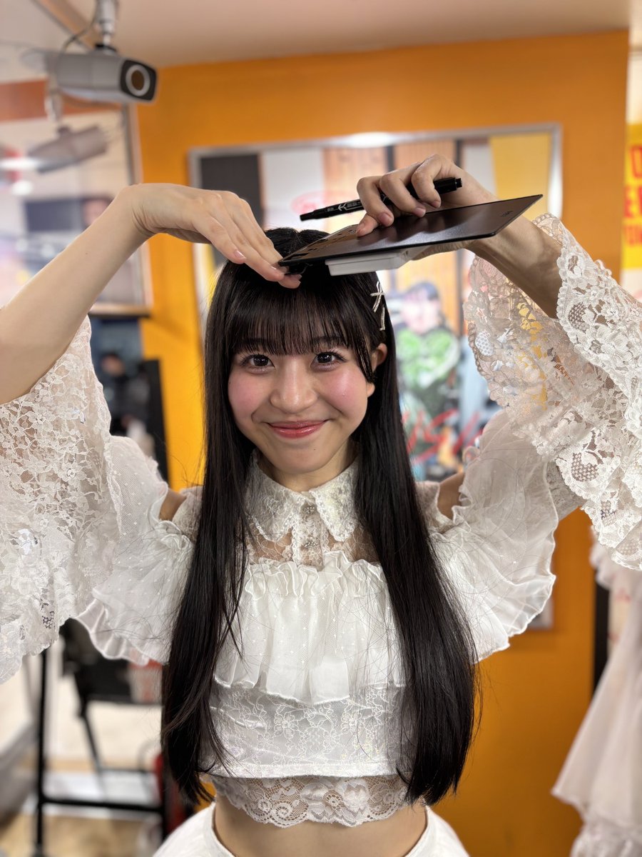 2784azpp's tweet image. 2026.04.25
FREE LIVE 〜go to FUNABASHI〜 in タワーレコード横浜ビブレ店
himawari(船橋)

後方からのライブも全体観れて良かった！

ステージ狭くて踊りづらそうだったけど安心のパフォーマンスだった😊

8人体制になってもっと迫力が出そうなのは楽しみ💪

#himawari船橋
#AmIs