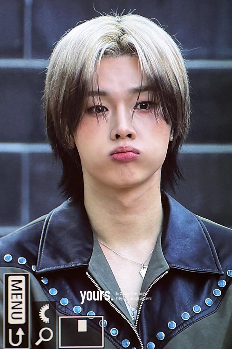itsyoursu's tweet photo. 260429 쇼챔 미팬 pre
#정수 #JUNGSU
#엑스디너리히어로즈 #XdinaryHeroes https://t.co/W4dF9whgv3