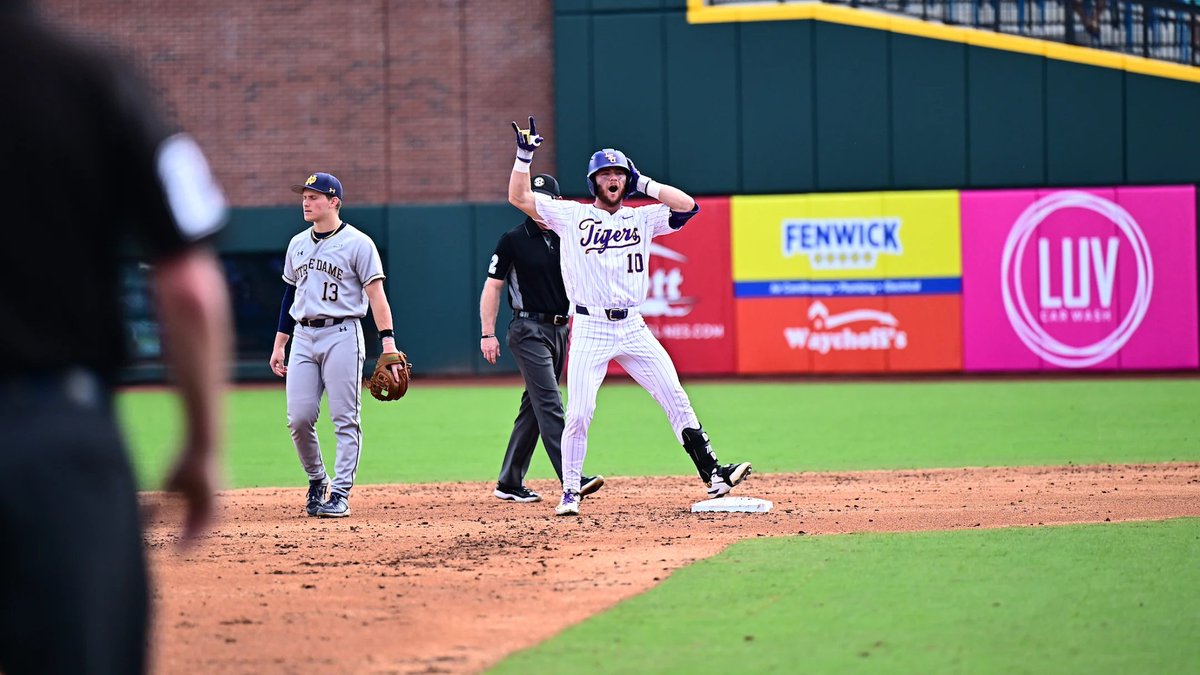LSU Tigers On SI tweet media