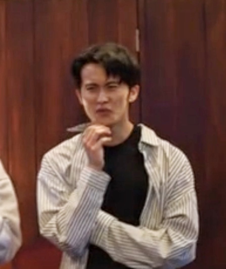 nura ℘ tweet media