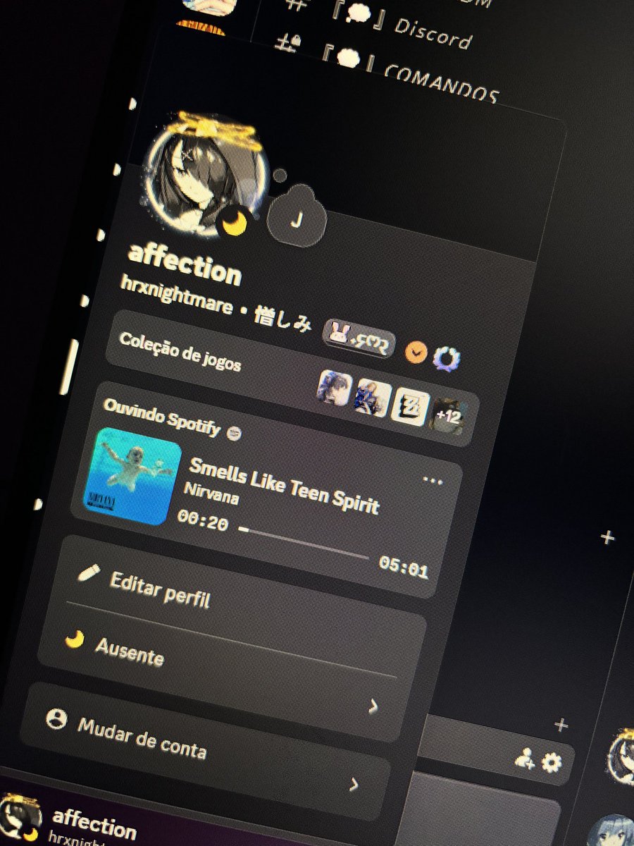 meu perfil no disc ta igual ao das meninas q chamam o namo de papai….