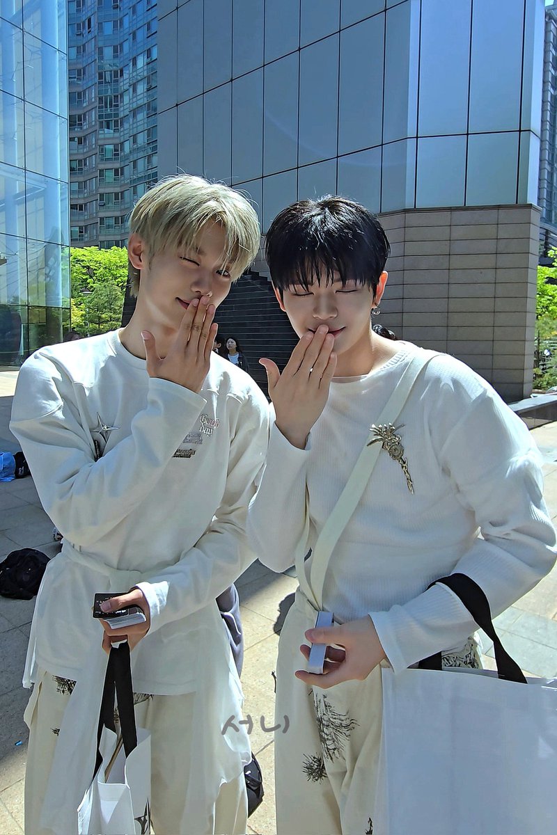서니 tweet media