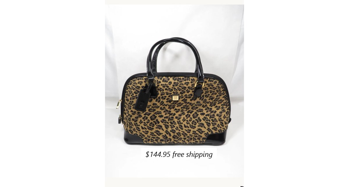 rarefinds4u's tweet image. Retro large bag
Vintage glasses case
#freeshipping #smilett23 #vintage #antique #shopping