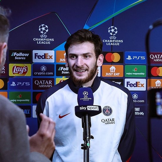 ochola..🦅⚠️ tweet media