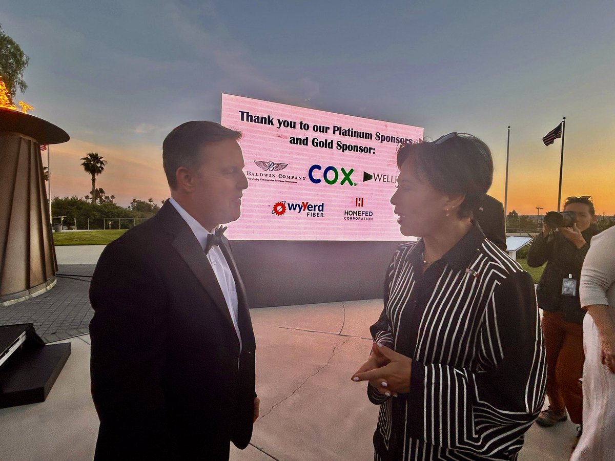 Consulado General de México en San Diego tweet media