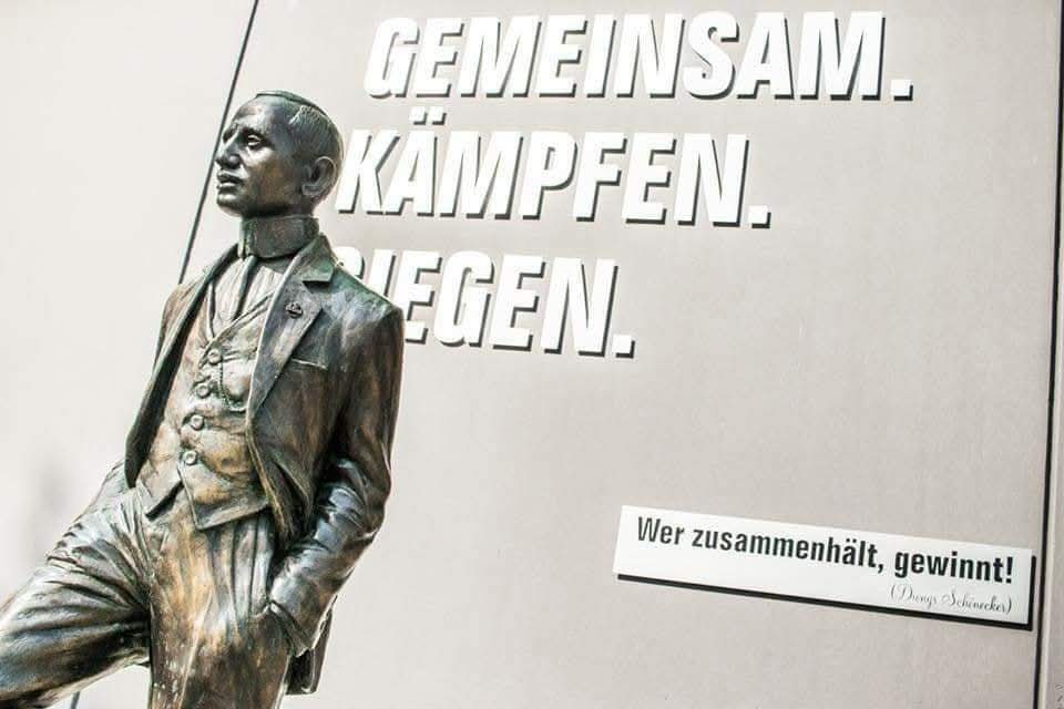 Roman Hiller tweet media