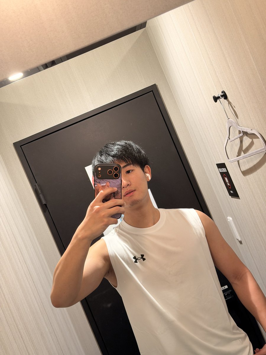 考え中💭 tweet media