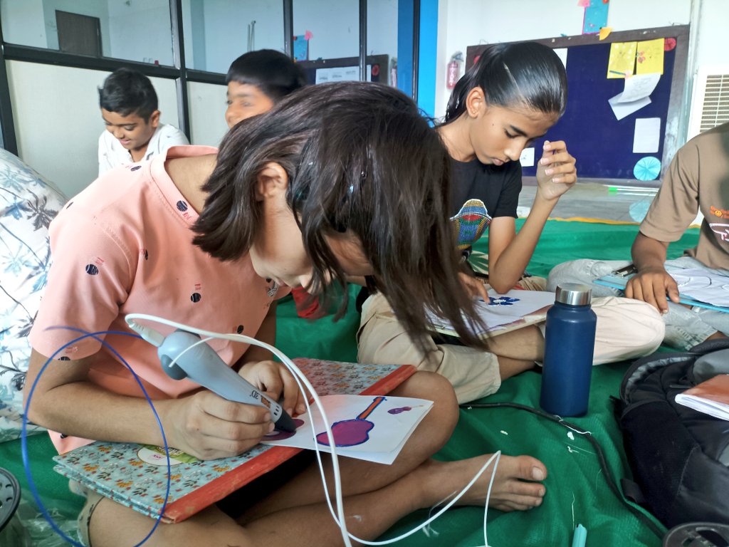 drkalamcsckheda's tweet image. Innovation came alive at the #SummerCamp at @drkalamcsckheda  🚀🧩✨
Young minds explored creativity through #3DPen Activity, turning imagination into real structures.
students experienced the magic of #3DPenArt!
From ideas to #3Dcreations, their creativity knew no bounds. ✍️
