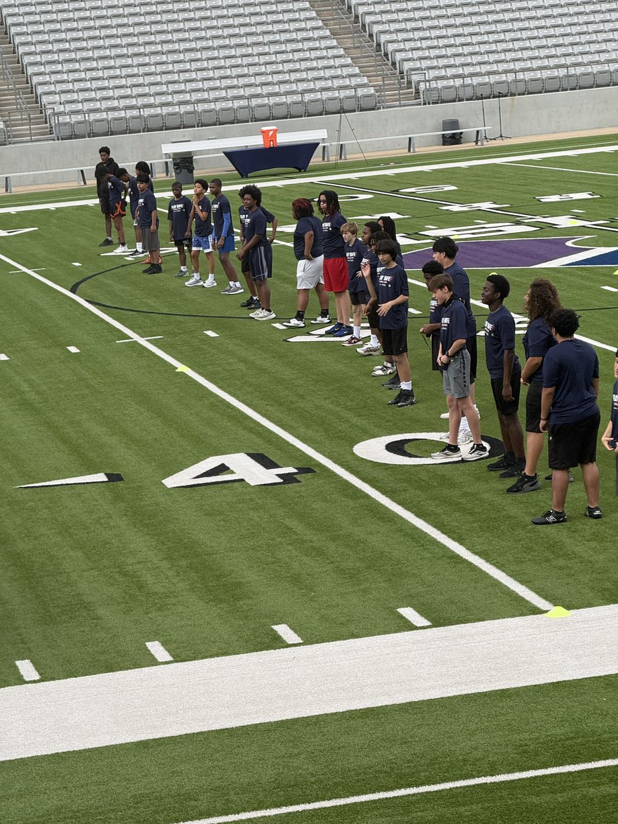 ThatBoyCroix's tweet photo. Just a few lil drills https://t.co/AMJOiKQegF