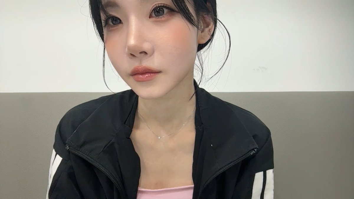 HaizulByezul tweet media