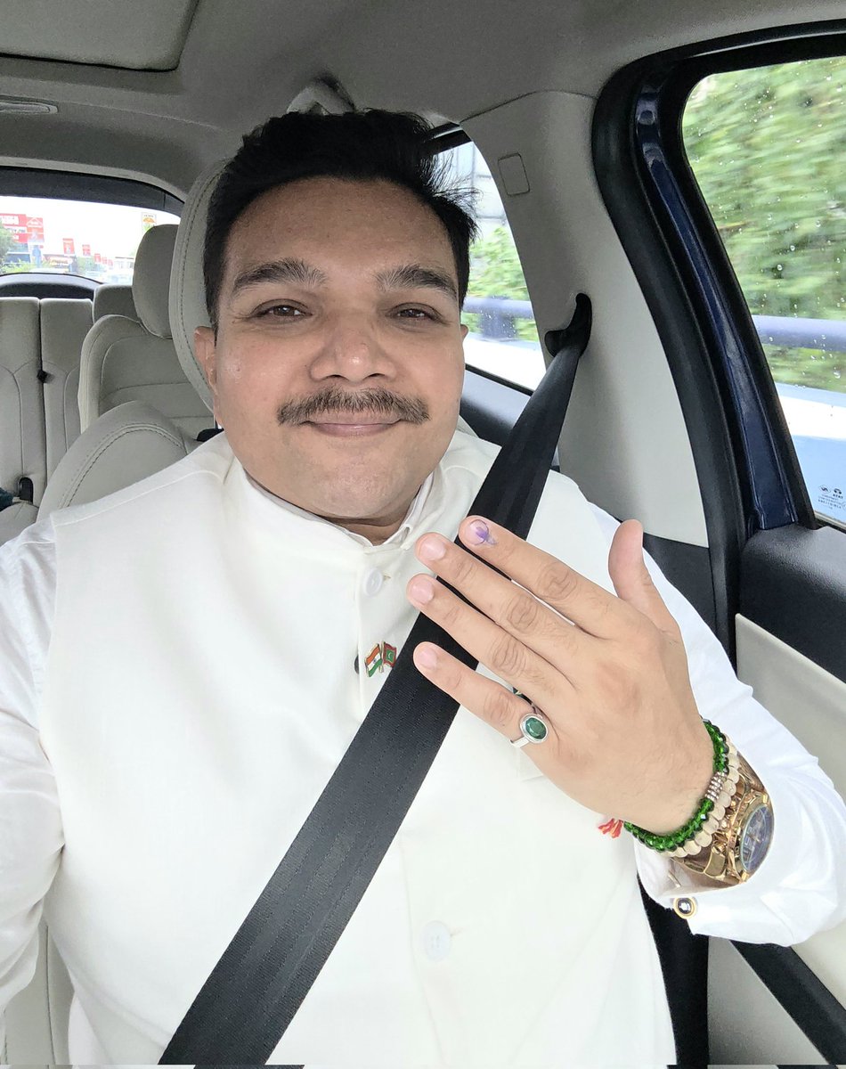 RamKJaiswal's tweet image. #YesIVoted🇮🇳 #Progress #Prosperity #Peace🕊

#EducationForEveryChild #WomenEmpowerment #GenderEquality #ClimateAction #SaveEnvironment 

@rashtrapatibhvn @ECISVEEP