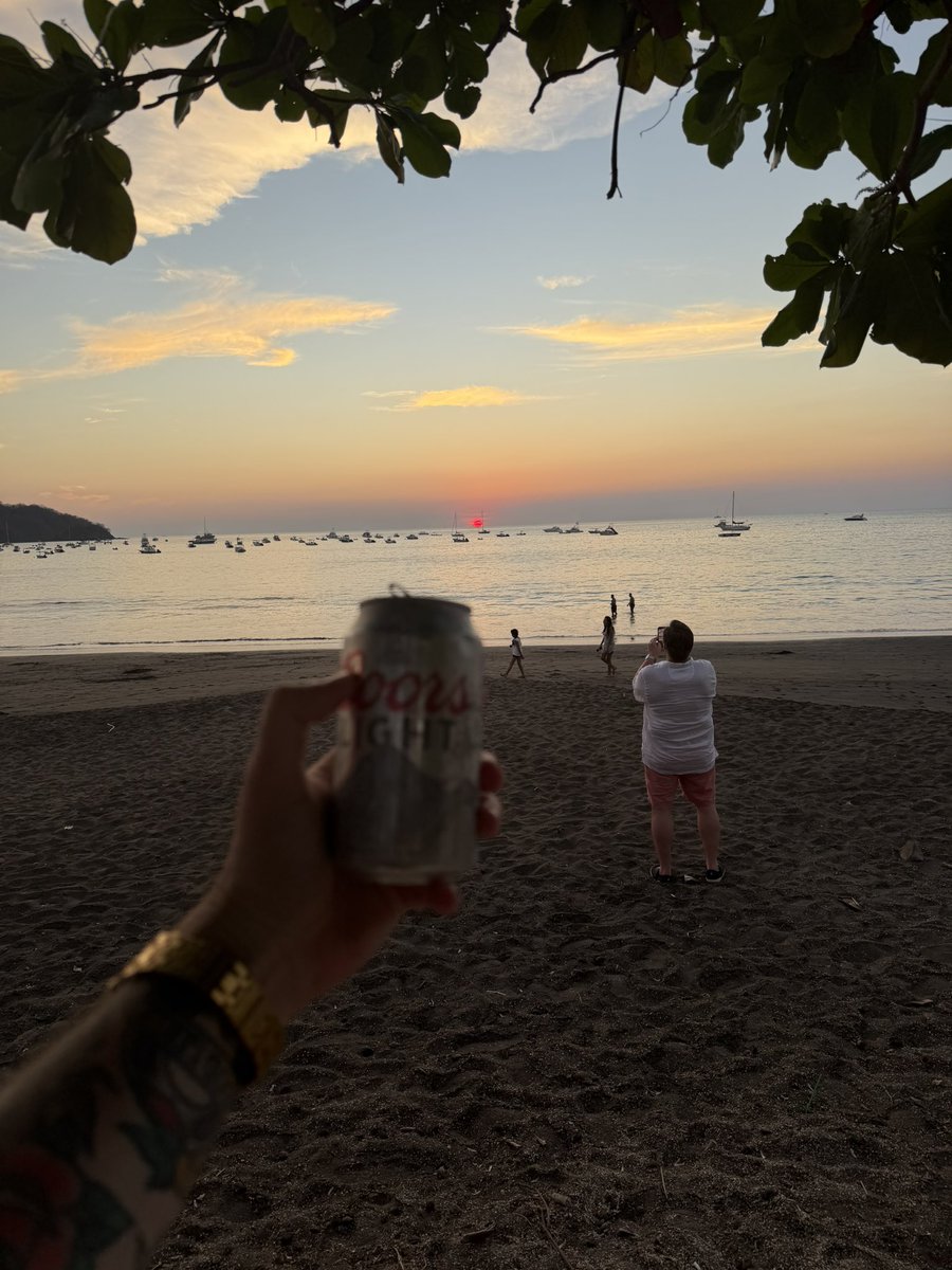 Mr. Garlic tweet media