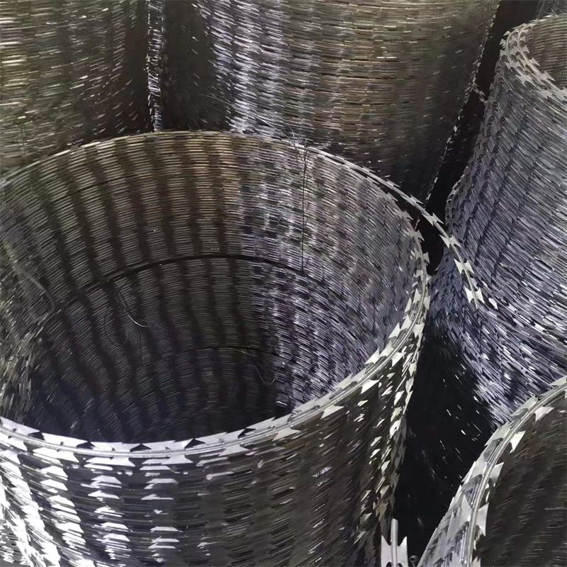 hebeimetals's tweet image. Razor wire coils add a high anti-climb capacity to almost any fence. An effective deterrent that keeps intruders out. The razor sharp barbs pierce and grip, making climbing nearly impossible.
#RazorWire #AntiClimb #PerimeterSecurity #HighSecurityFence 
buff.ly/loWo1mV