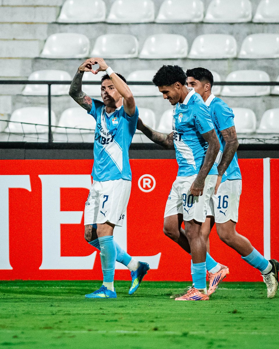 ElProdeOriginal's tweet image. #Libertadores | FECHA 3

🏆FASE DE GRUPOS
▶️🇨🇱 #SportingCristal 2-0 #Junior 🇨🇴

Sin plenos. Suman dos puntos @ALeonart @clotacge @leamiranda20 @triperomdq @NicooDyJ1 y @rolasserre