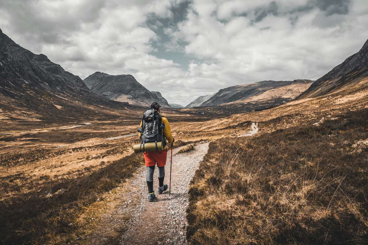 ggcarabello's tweet image. Hiking is for everyone 🌿 With simple tips, essential gear, and realistic goals, beginners can explore trails comfortably and build stamina one step at a time 🥾 #HikeMore #TrailTips