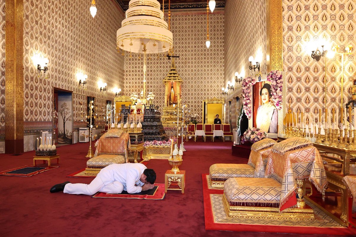 TheSenderTH's tweet photo. มูลนิธิธรรมกาย และคณะศิษยานุศิษย์วัดพระธรรมกาย ได้รับพระราชทานพระบรมราชานุญาตให้ร่วมเป็นเจ้าภาพบำเพ็ญกุศล���วายพระบรมศพ สมเด็จพระนางเจ้าสิริกิติ์ พระบรมราชินีนาถ พระบรมราชชนนีพันปีหลวง https://t.co/wBlbOX2pAC https://t.co/q90yymney2