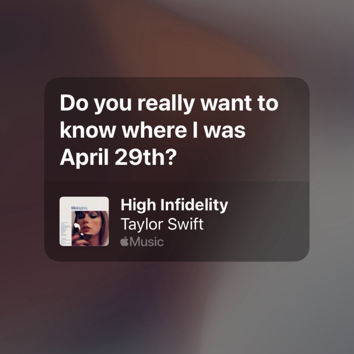 tswiftcl's tweet photo. feliz 29 de Abril a todos menos a los fieles 💙 https://t.co/WbcCZmOP8Y